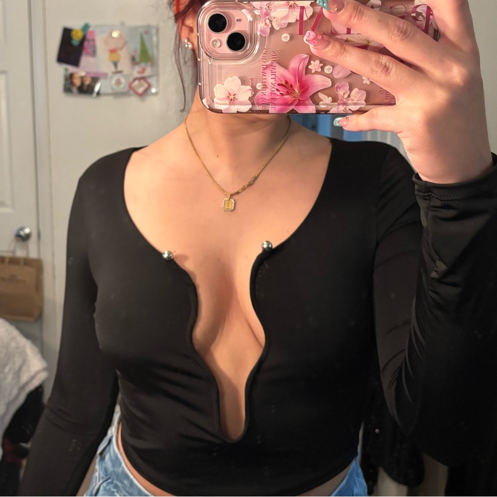 Fashion Nova Black Deep V Crop Top
